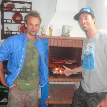 West Coast Surf אכסניה ארייה ברנקה