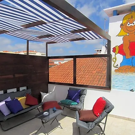 West Coast Surf Hostel *