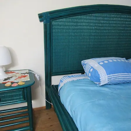 West Coast Surf אכסניה ארייה ברנקה