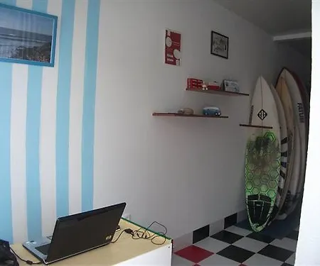 Хостел West Coast Surf Арея-Бранка