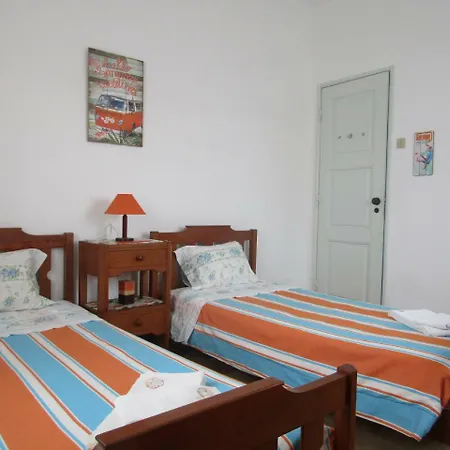 West Coast Surf אכסניה *