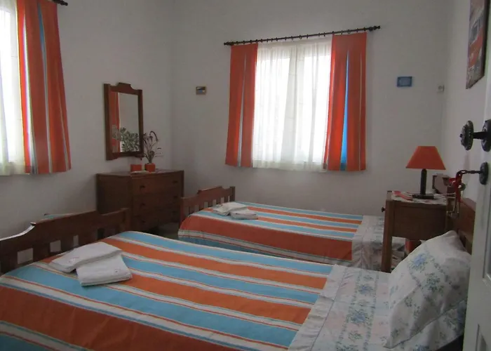 West Coast Surf Hostel *